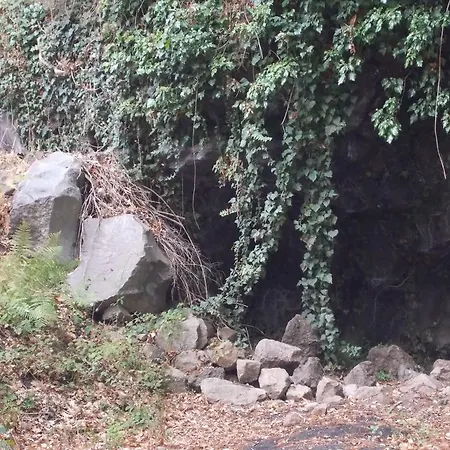 Гостевой дом Il Nido Delle Aquile Dell'etna 2*